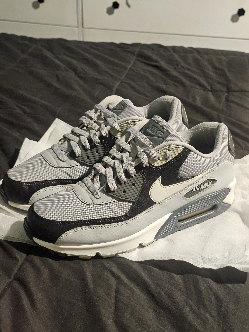 Nike Air Max 90 Essential